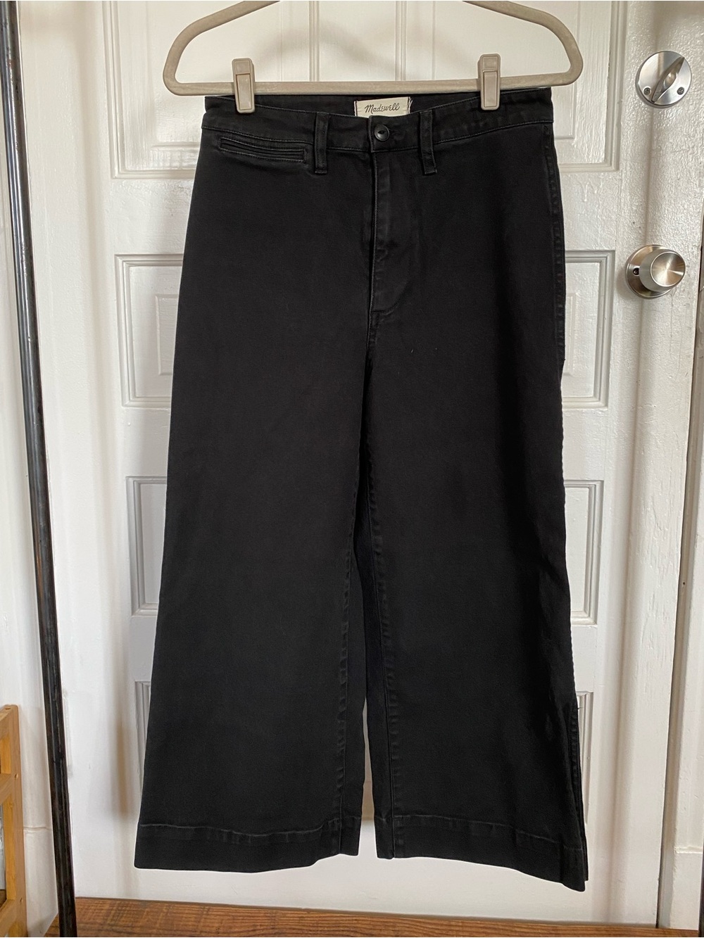 Madewell Emmett Black Wide-Leg Crop Jeans